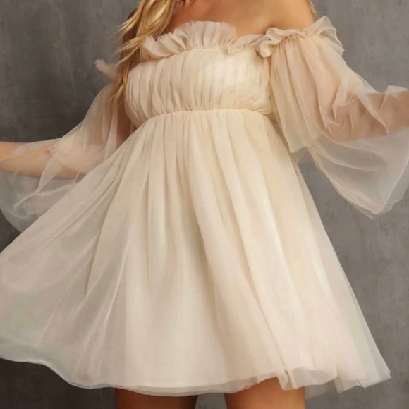 Dresses & Skirts - Nude Tooled Dress Size XS